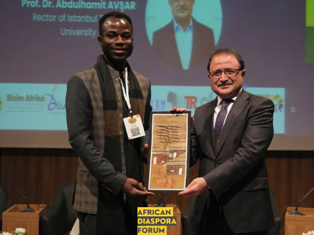 1792032249749502 1792032249749502