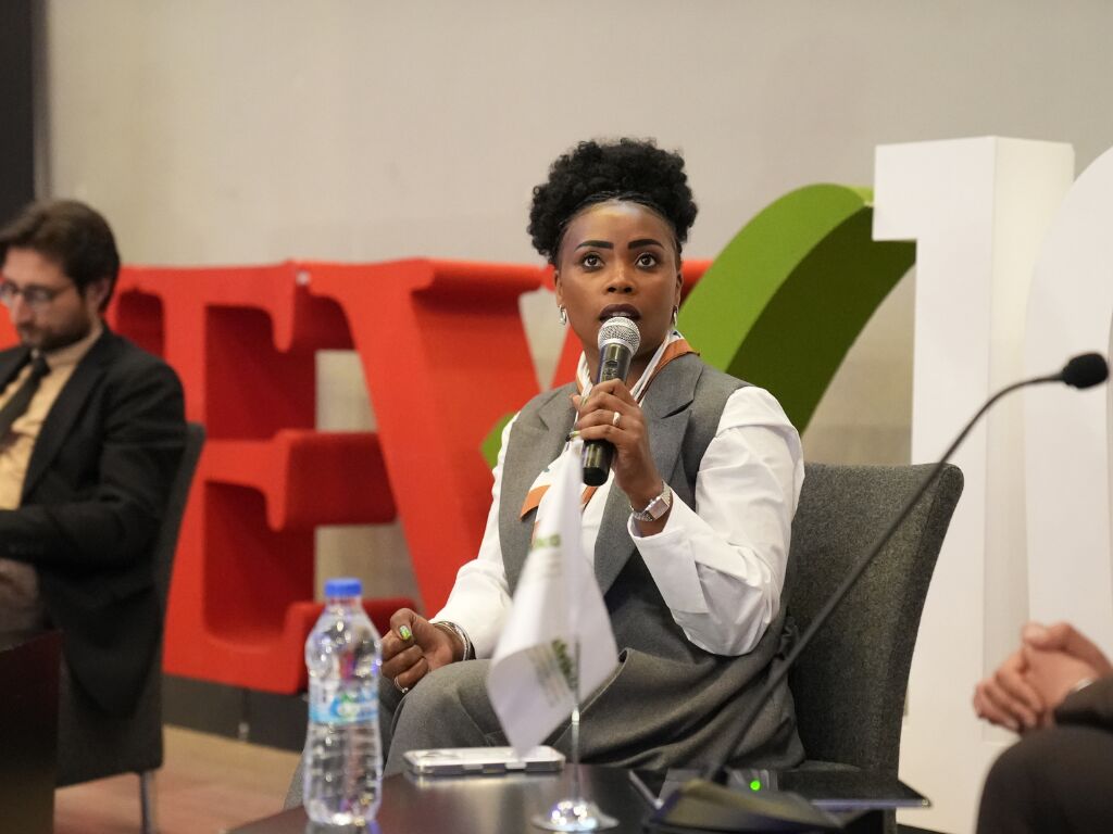 1830747060991153 1830747060991153